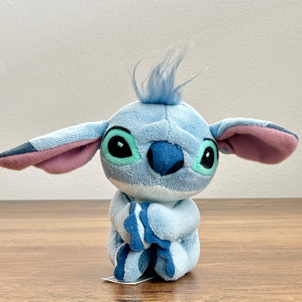 Vintage DISNEY Parks Lilo & STITCH Magnetic Hands Feet Plush Clip On Animal Toy